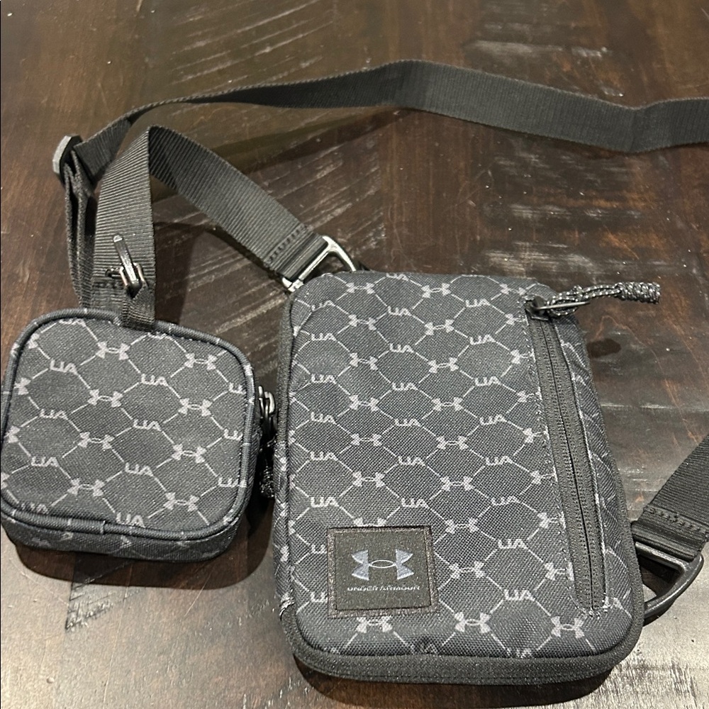 Under Armour Cross Body Belt Bag